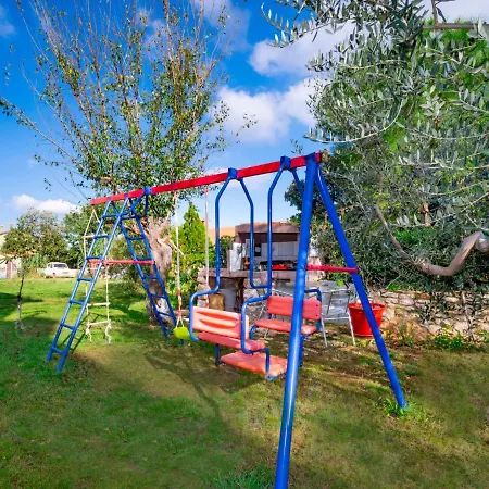 B&b-1 By Interhome * Ližnjan