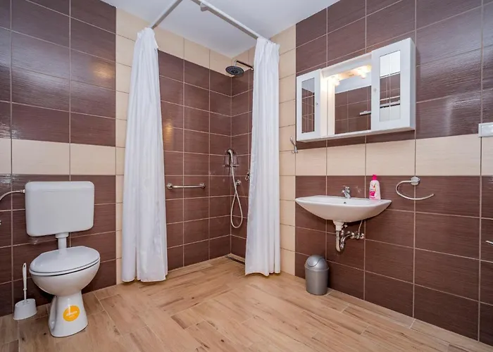 B&b-1 By Interhome * Ližnjan